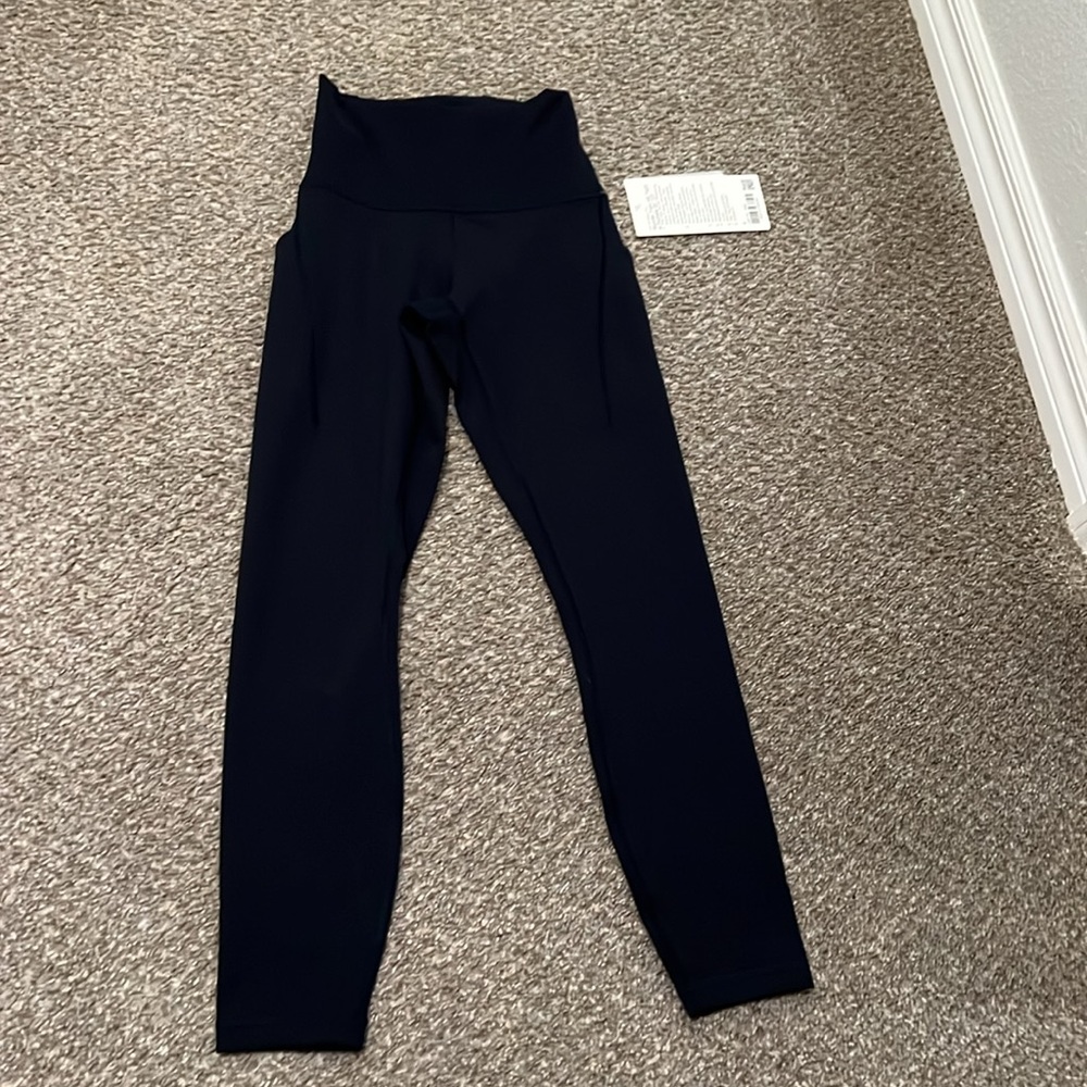 Lululemon wunder train HR leggings. 4